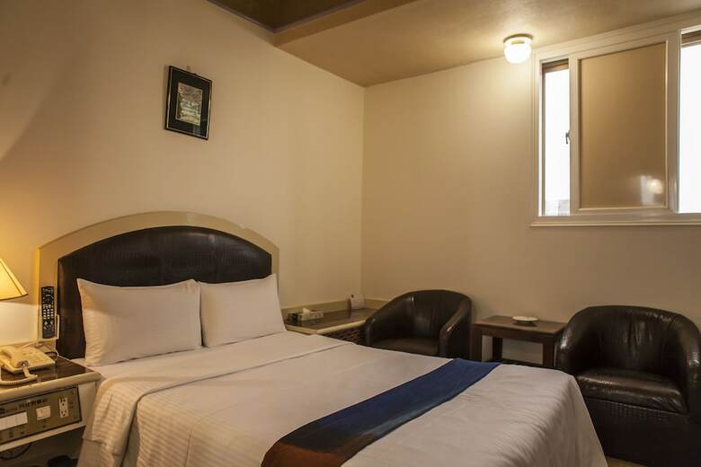 Good Hotel