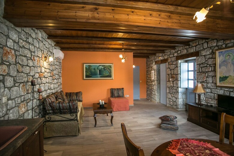 Aparthotel En Plo Luxury Suites