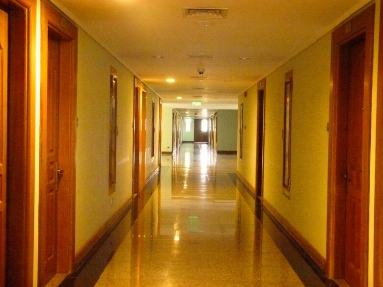 Jade Royal Hotel
