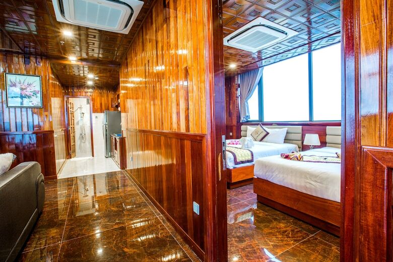 Vy Thuyen Hotel