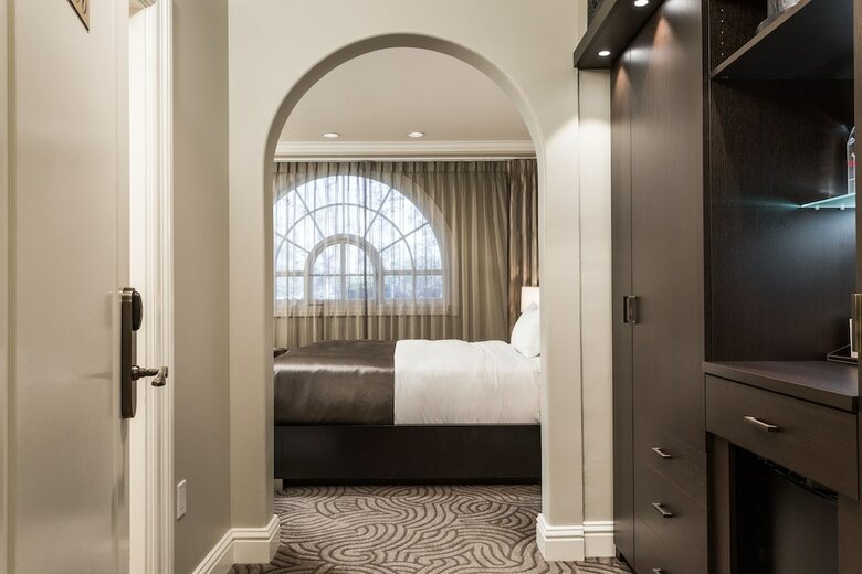 Hotel Montecito Inn
