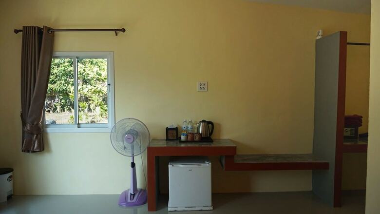 Hotel Lanta A&j Klong Khong Beach