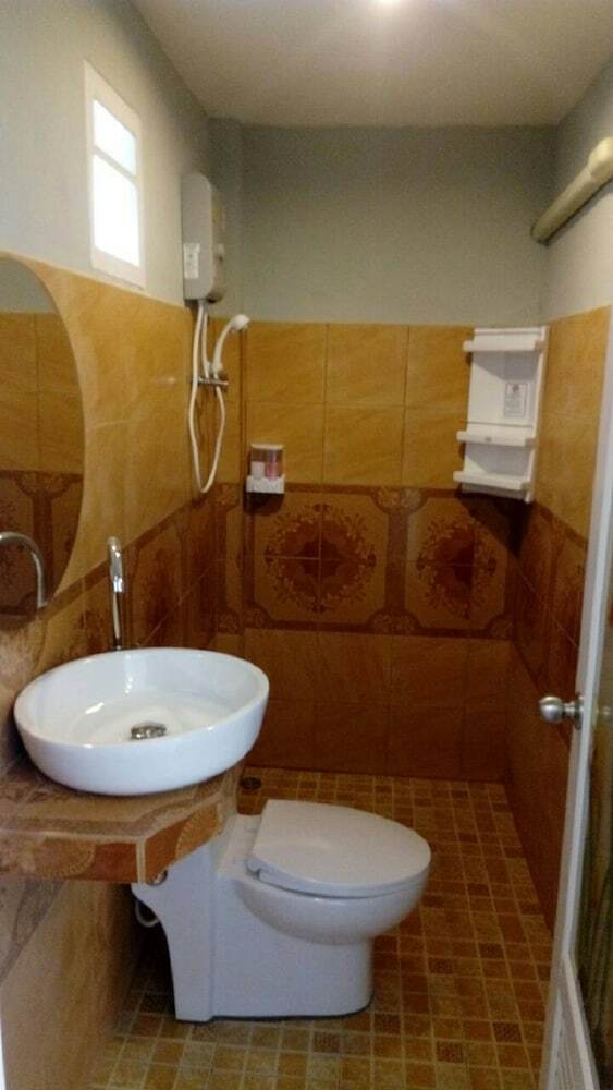 Hotel Lanta A&j Klong Khong Beach