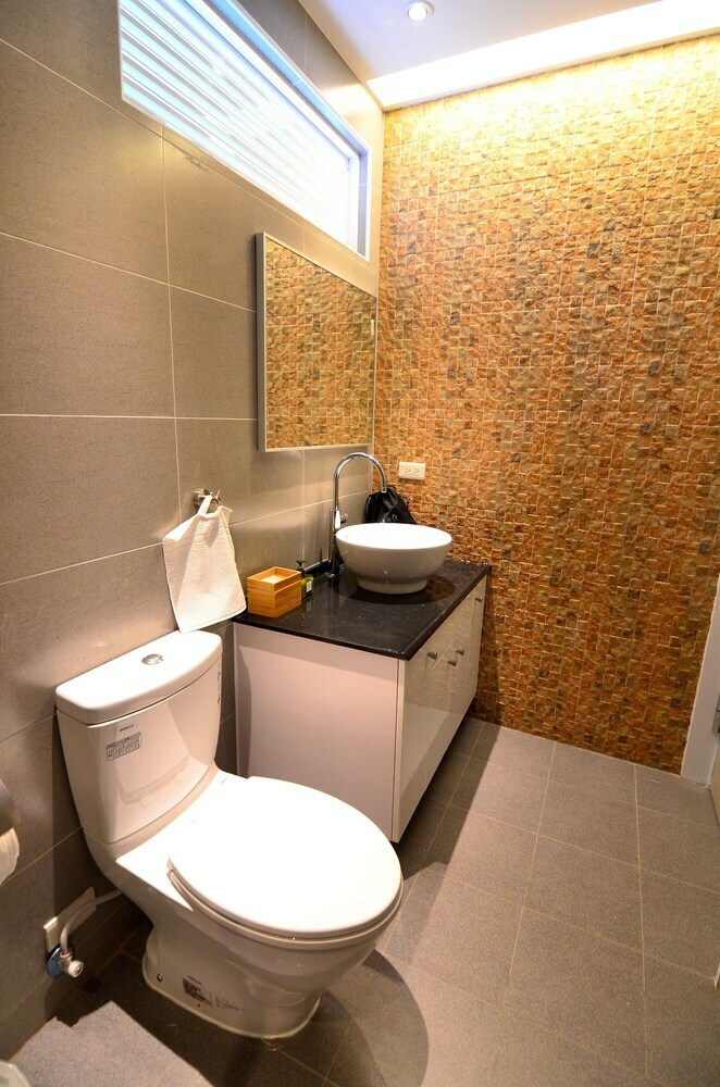 Hotel Leaf Hostel