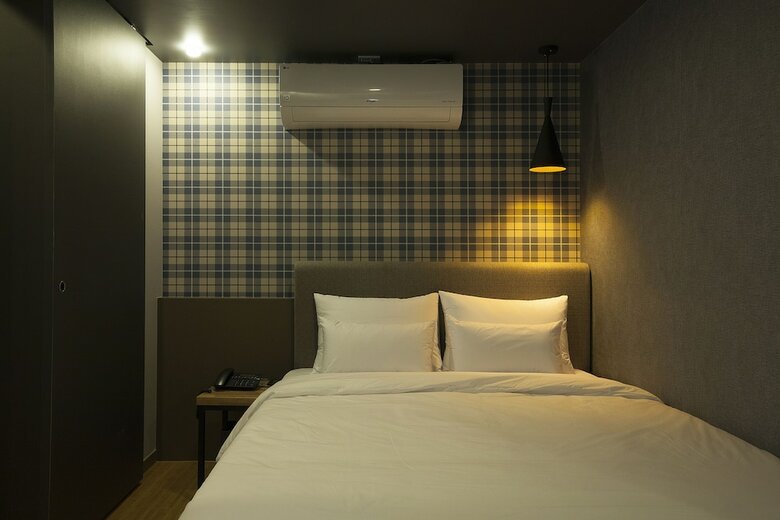 Hotel Gray