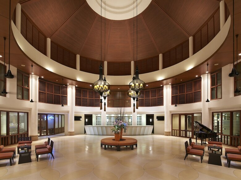 Hotel The Tide Resort