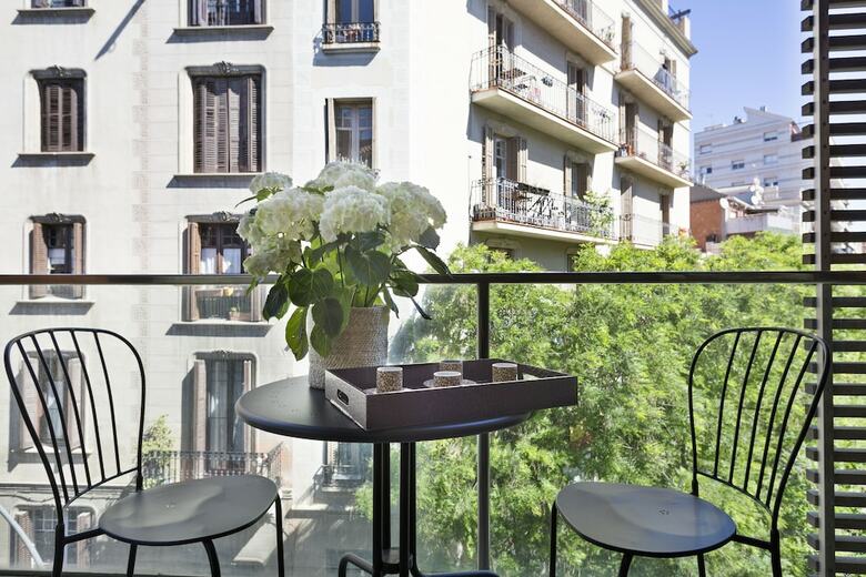 My Space Barcelona Executive Apartments Center