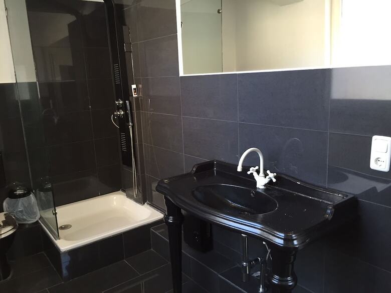 Hostal Citysurfer44