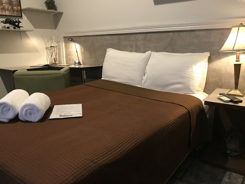 Hotel Kuri Suites