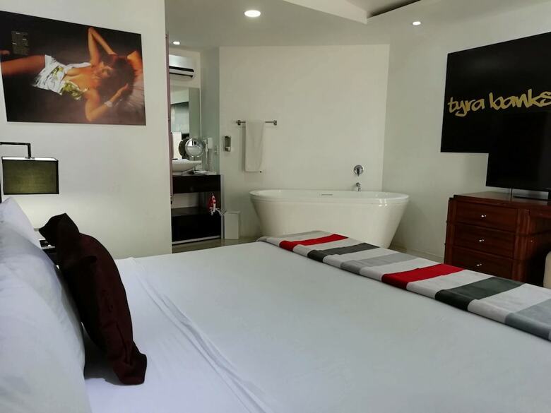 All Inclusive Arts Hotel Cancun Beaches Zone