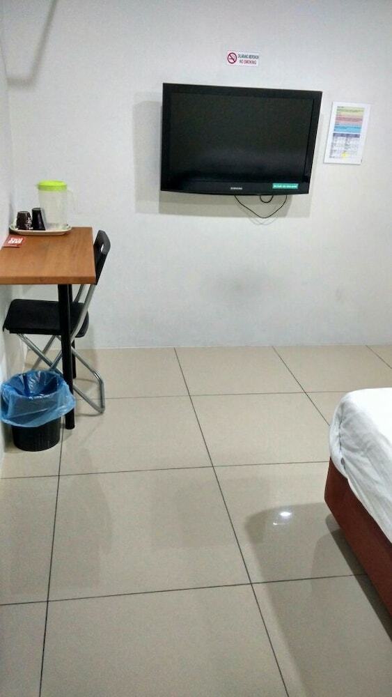 Green Hotel