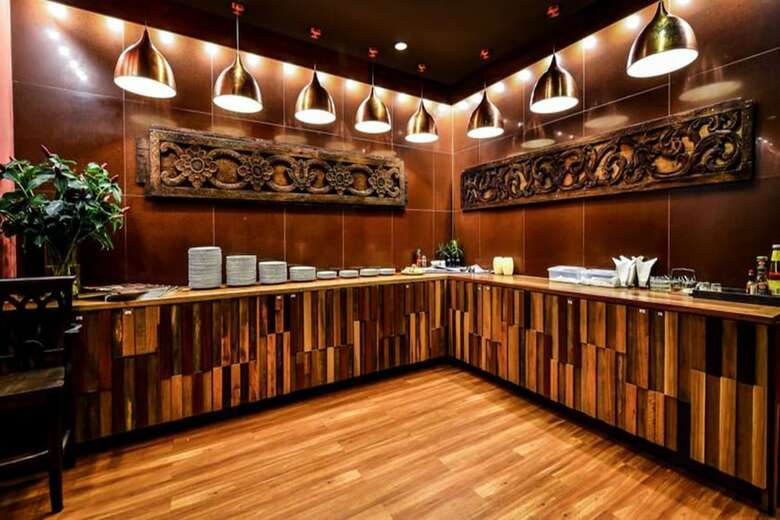 Hotel Lap Roi Karon Beachfront