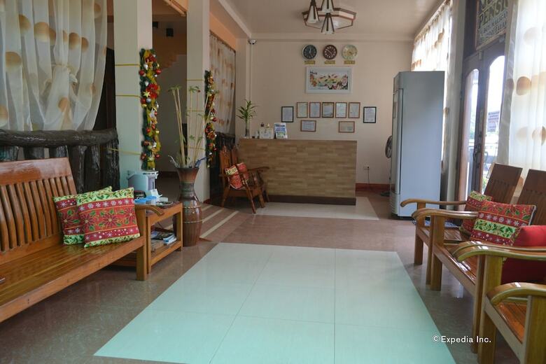 Jurias Garden Hotel