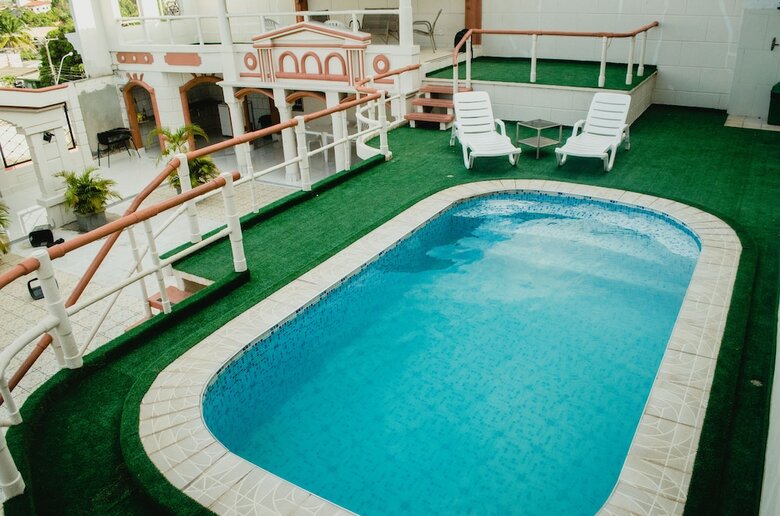 Atalanta Hotel