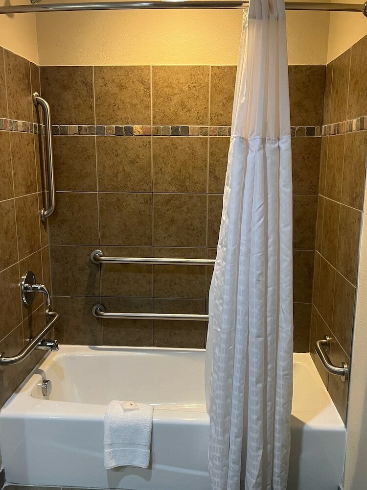 Hotel Comfort Inn & Suites