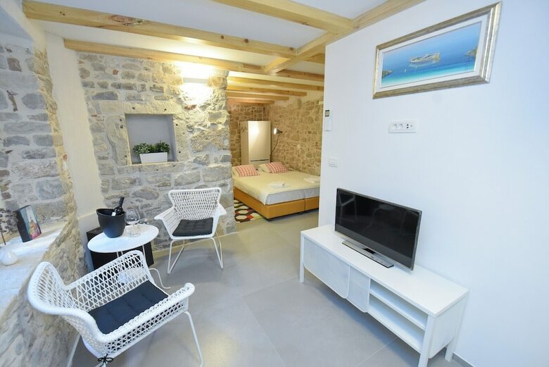 Hotel Pylon Rooms