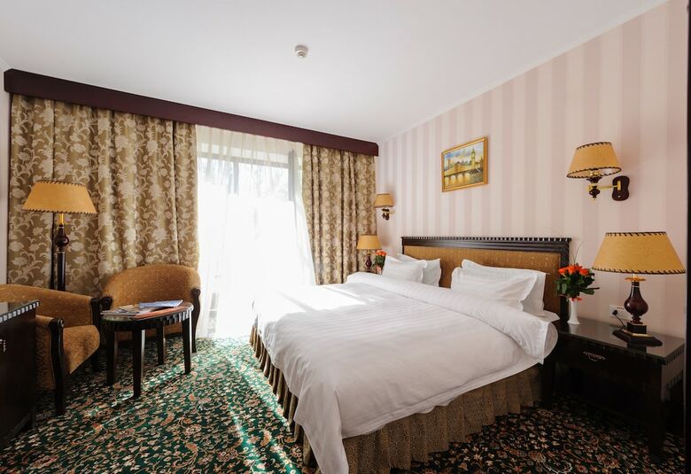 London Hotel