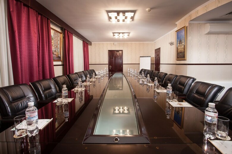 London Hotel