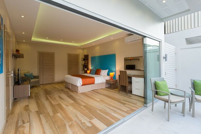 Beachside Villa Mojito
