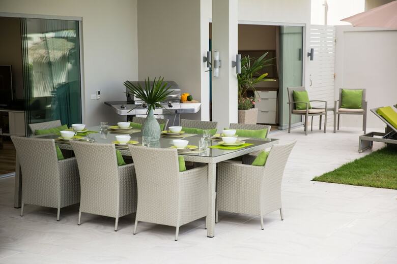 Beachside Villa Mojito