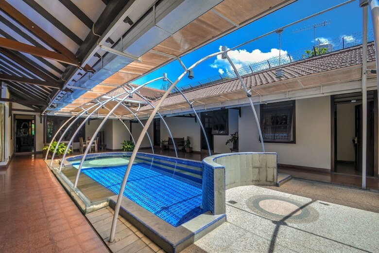 Hotel Airy Klojen Lamongan 12 Malang