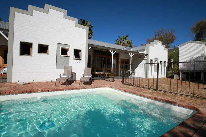 Hotel Karoo Retreat