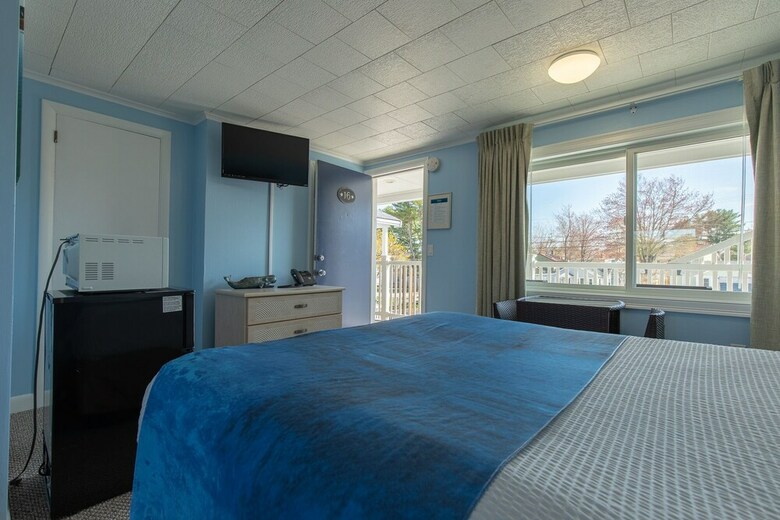 Hotel Footbridge Beach Motel