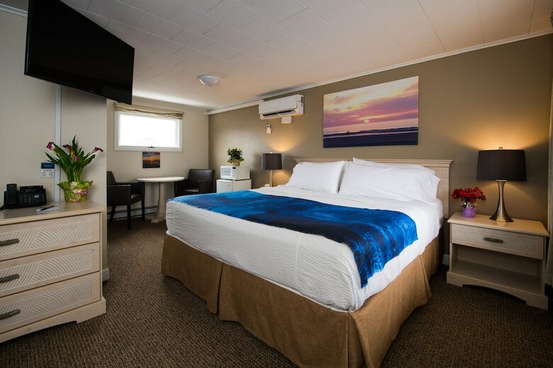 Hotel Footbridge Beach Motel