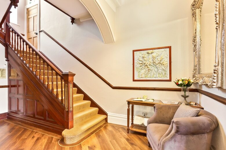 Hotel Chestnuts Guest House (adults Only)