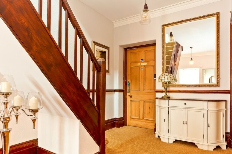 Hotel Chestnuts Guest House (adults Only)