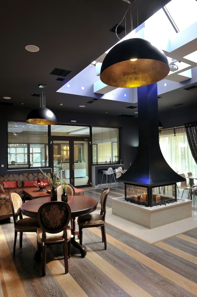 Aparthotel Polyastron Place Hotel & Spa