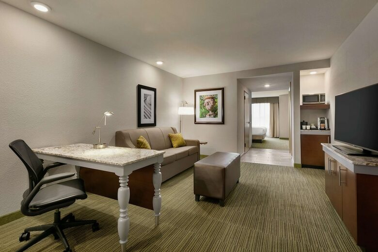Hotel Hilton Garden Inn Statesville