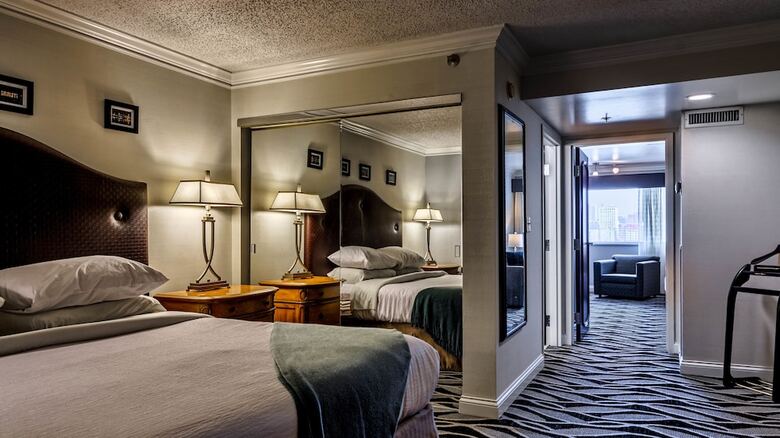Hotel Embassy Suites By Hilton Cincinnati Rivercenter