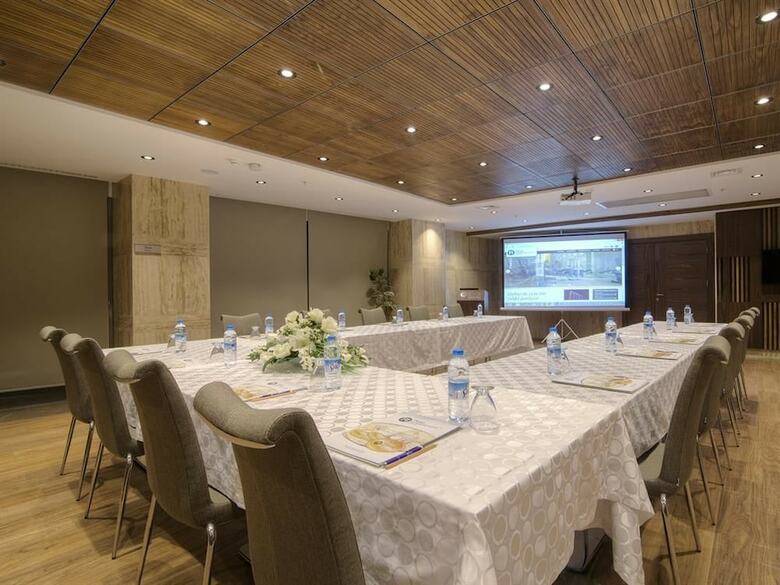 Fesa Business Hotel