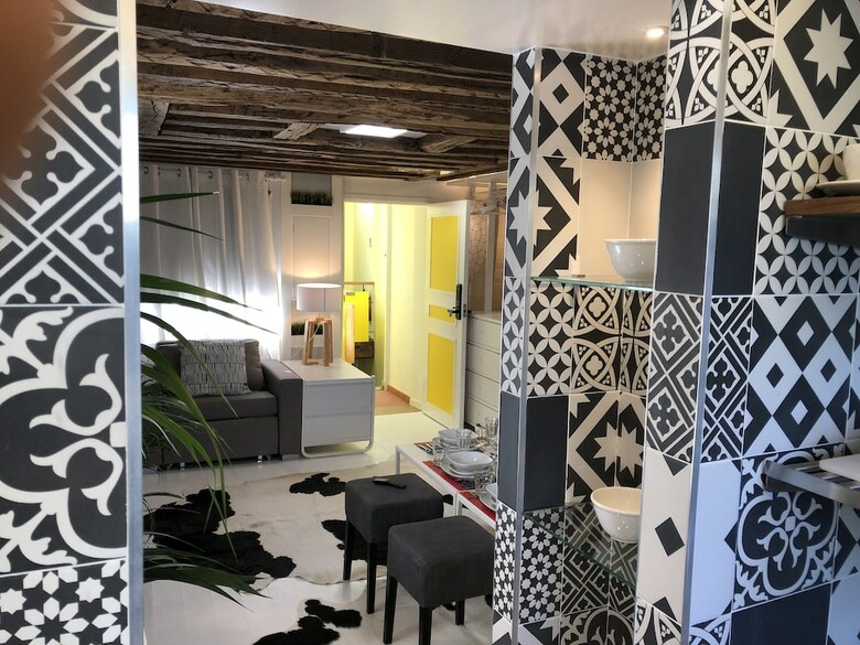 Les Patios Du Marais
