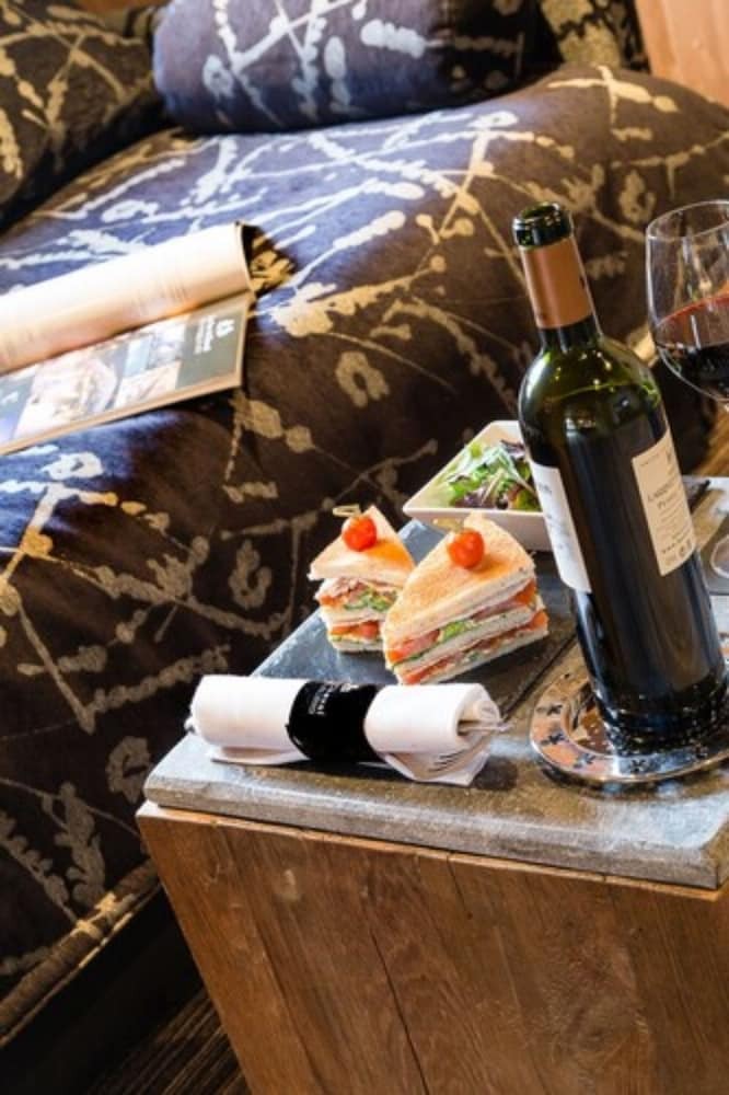Hotel H�tel Le Fer � Cheval