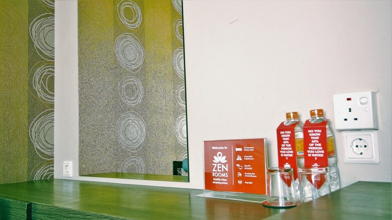 Hotel Zen Rooms Near Pvj