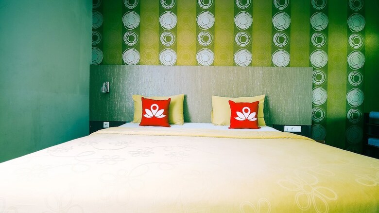 Hotel Zen Rooms Near Pvj