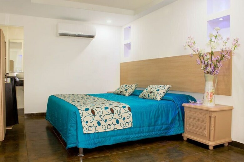 Hotel Plaza 43
