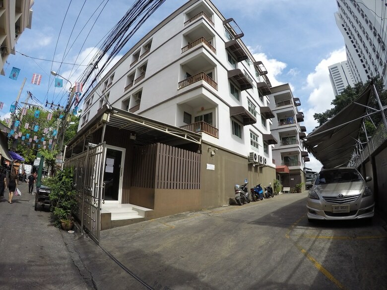 Hotel S Apartment