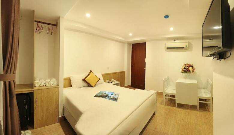 Sunrise Hotel