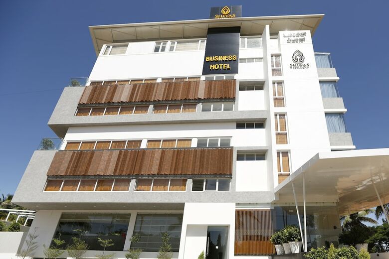 Hotel Shivas Gateway Airport Road