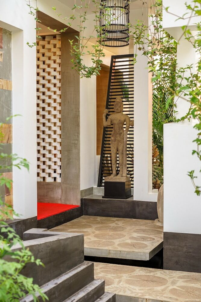 The Secret Corner Unique Residence