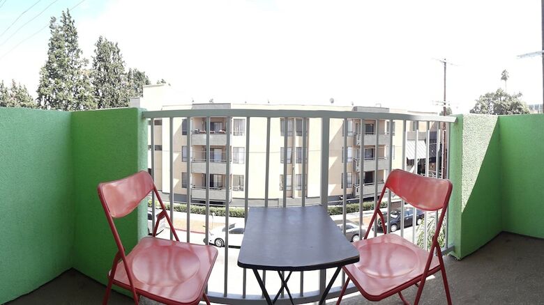 Apartamentos All In Stay Near Attractions