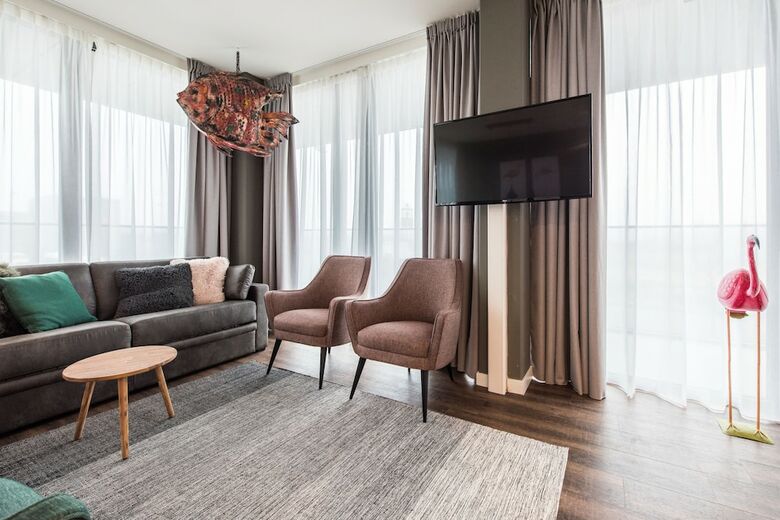 Short Stay Group Ndsm  Serviced Apartments