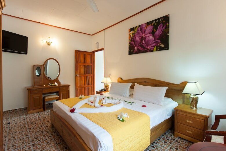 Hotel Orchid Self Catering Apartment