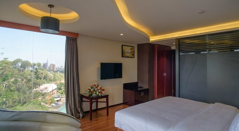 Swiss Lenana Mount Hotel