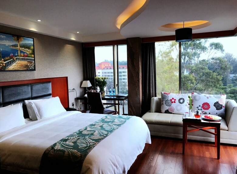 Swiss Lenana Mount Hotel