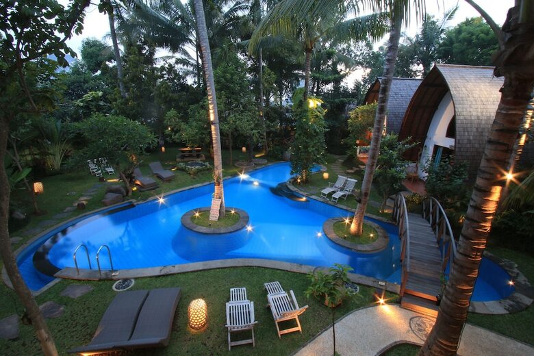 Hotel Green Bird Villa