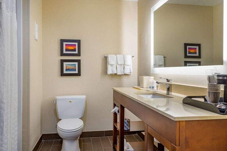 Hotel Comfort Suites Gateway